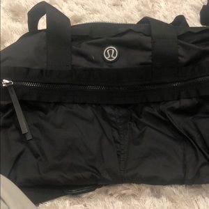 LULULEMON TOTE
